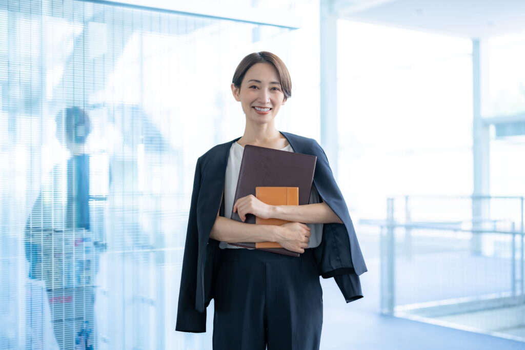 女性管理職比率の算出方法！企業対応も合わせて説明